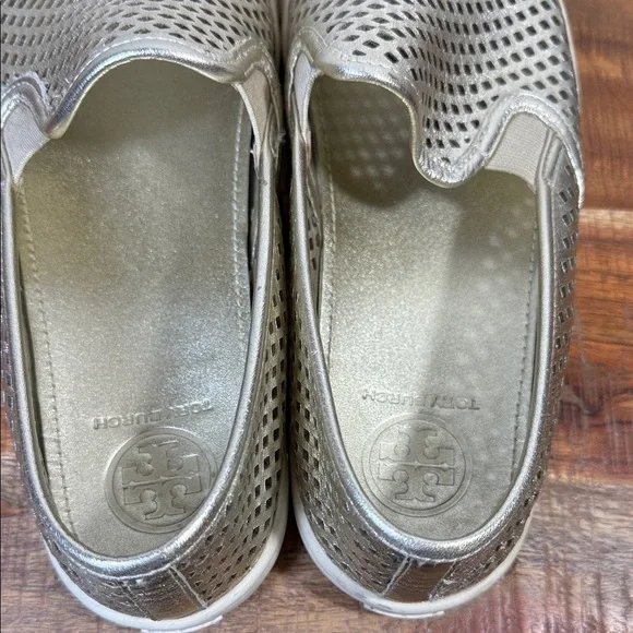 Tory Burch Metallic Gold Perforated Slip-Ons, Women’s 8.5 - Picture 4 of 5